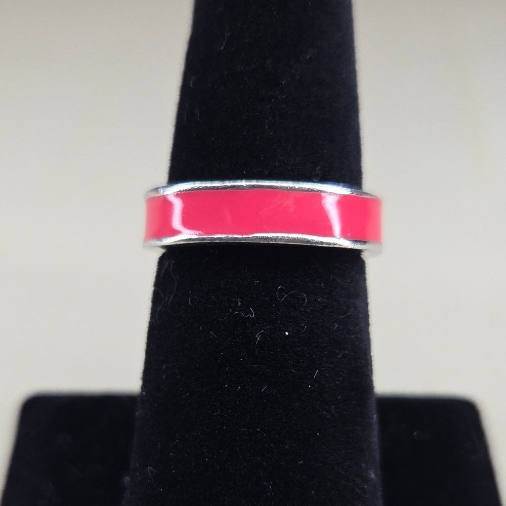 Lia Sophia Pink Enamel Silver Tone Band‎ Ring Size 7.5 Minimalist Stackable
